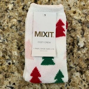 New - Mixit Festive Crew Socks with Red, Pink, and Green Christmas Trees
